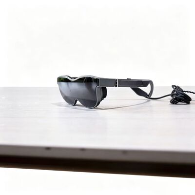 Des lunettes intelligentes VR à résolution immersive 1080P avec affichage monté sur la tête à 70 ° FOV et à connectivité USB-C